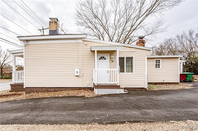 view of front of house