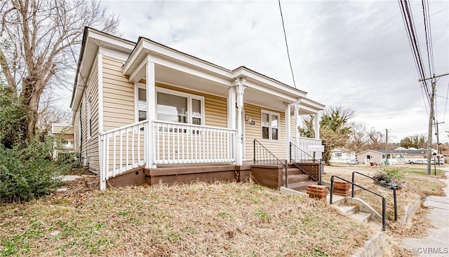 view of front of house featuring a porch