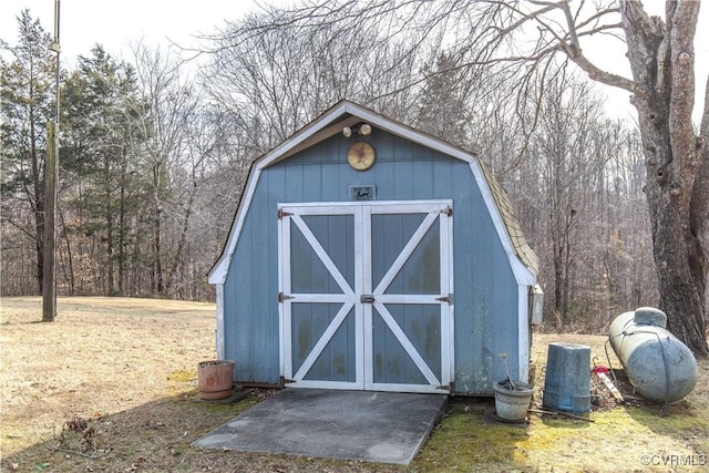 view of outbuilding