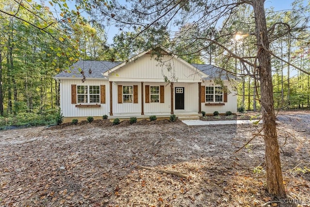 view of front of house with a porch