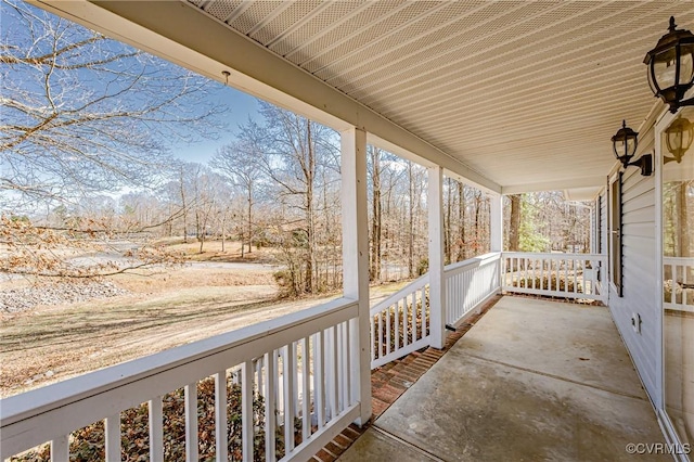 view of patio / terrace with covered porch