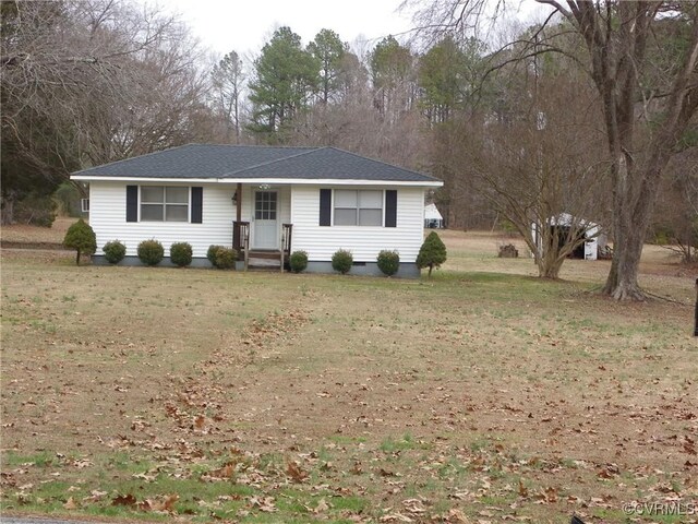 10500 Georgetown Rd, Hanover, VA 23116 - ranch-style house featuring a front lawn