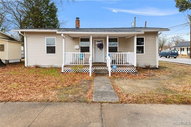 bungalow-style house with covered porch