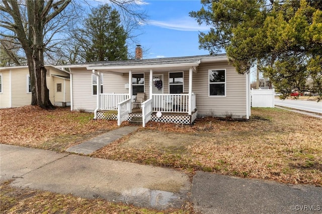 view of front of property