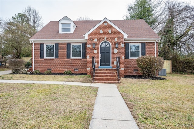 view of front facade featuring a front yard