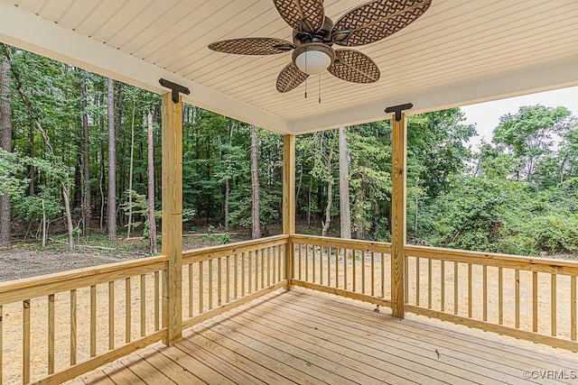 deck with ceiling fan