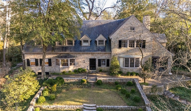 view of front of property featuring a patio