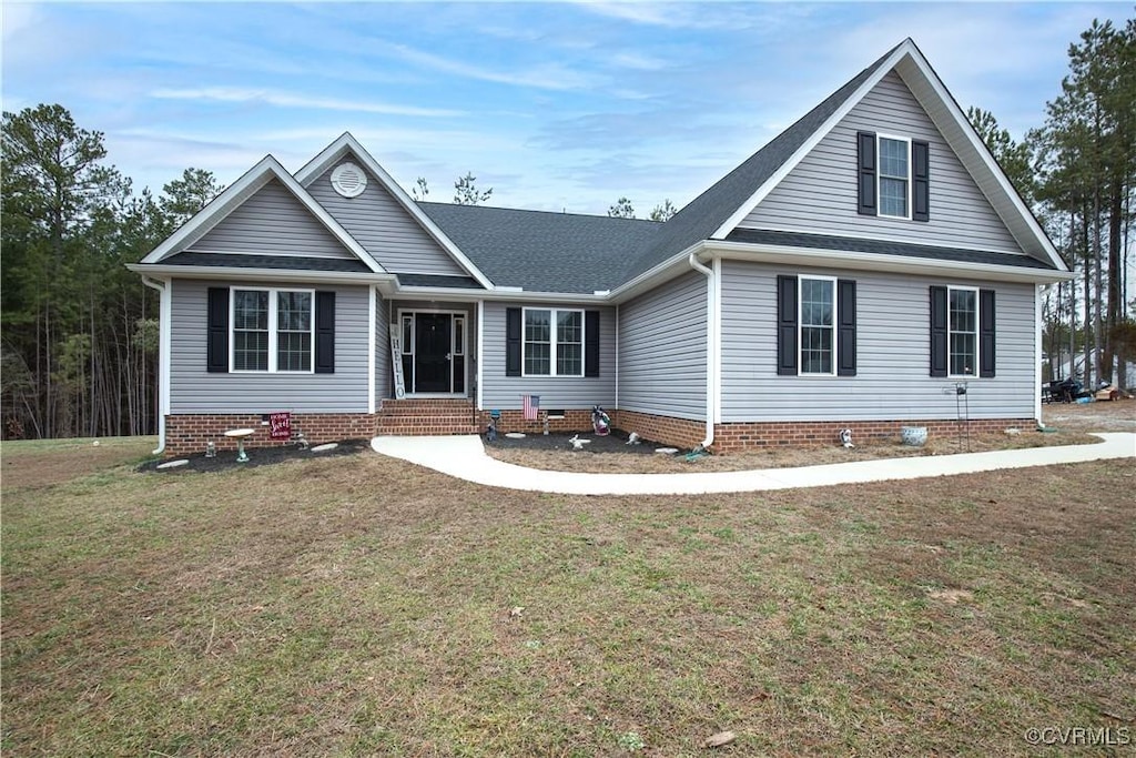 view of front of home with a front yard