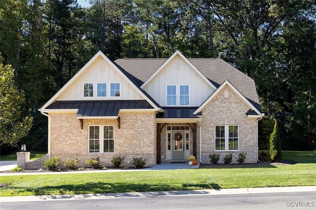 view of front of home with a front yard