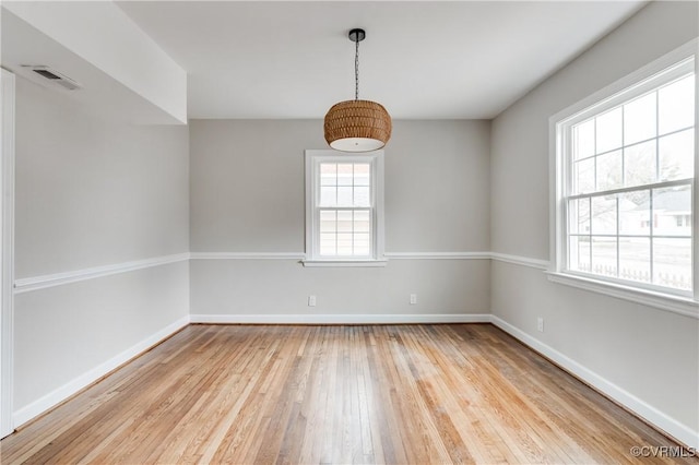 empty room featuring light hardwood / wood-style flooring