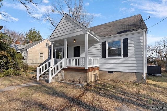 bungalow featuring a porch