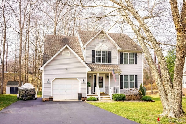 view of front of property with a front lawn