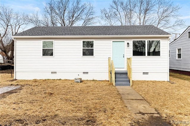 view of front of house featuring a front yard