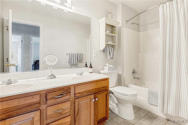 full bathroom featuring vanity, toilet, and shower / bath combo