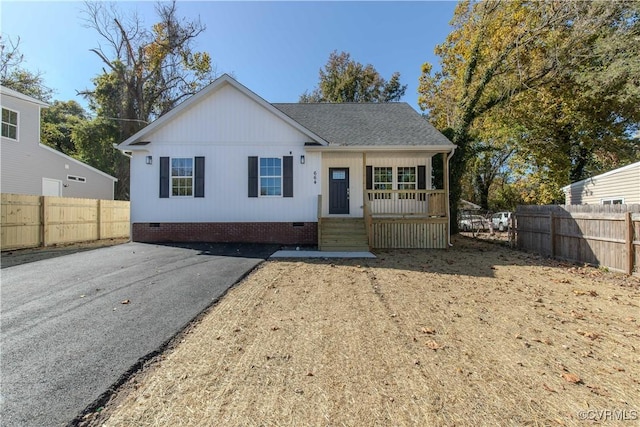 view of front of property with a porch