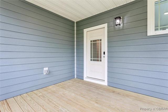 8280 Mobjack Ln, Hayes, VA 23072 - view of deck