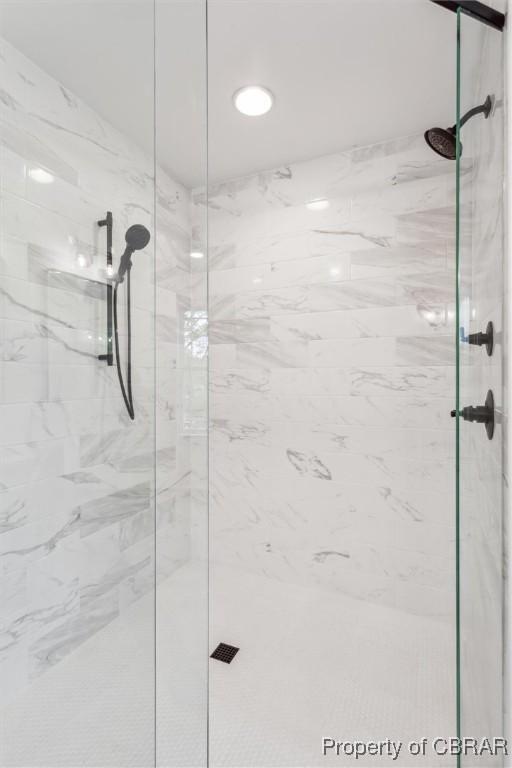 8280 Mobjack Ln, Hayes, VA 23072 - full bath featuring a marble finish shower