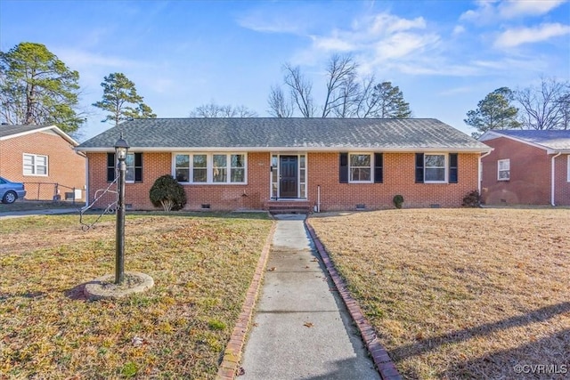 single story home with a front yard