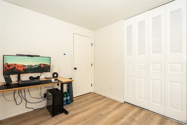 office area featuring light hardwood / wood-style flooring