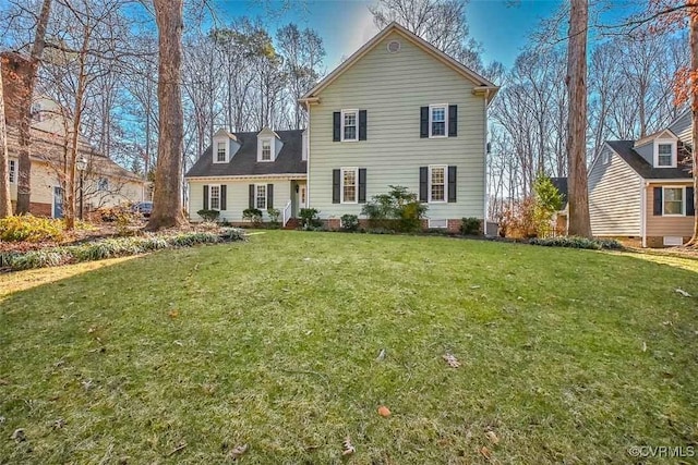 view of front of home featuring a front lawn