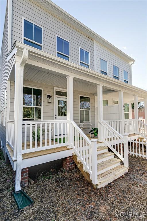 view of front of home with a porch