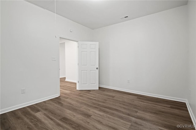 9214 River Rd, Chesterfield, VA 23803 - empty room featuring dark wood finished floors and baseboards