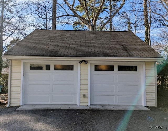 view of detached garage