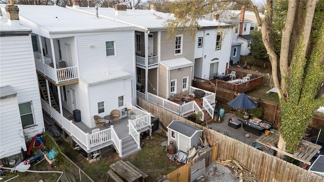 birds eye view of property