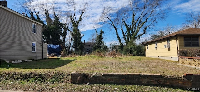 view of yard featuring cooling unit