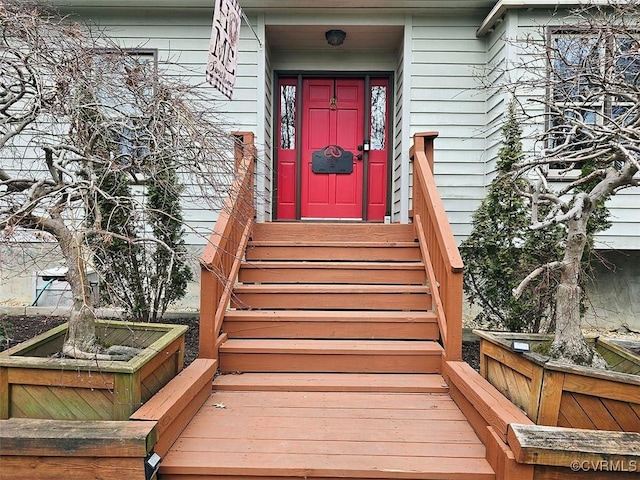 view of property entrance