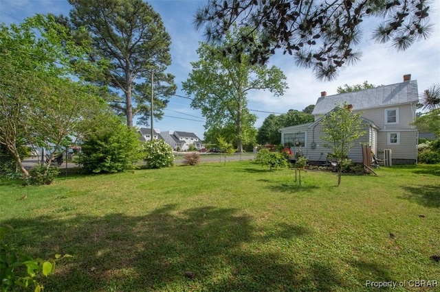 111 Taylor Ave, Urbanna, VA 23175 - view of yard