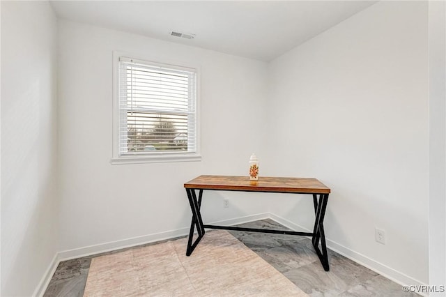 office with visible vents and baseboards