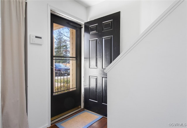 entryway featuring wood finished floors