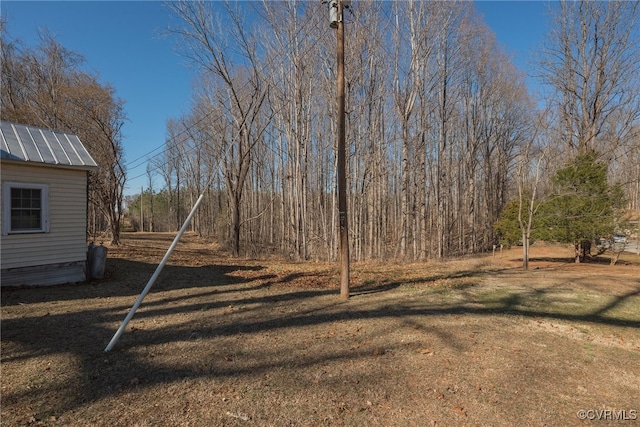 1566 Ballsville Rd, Powhatan, VA 23139 - view of grassy yard
