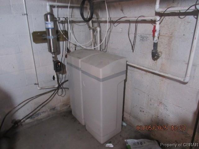 view of utility room