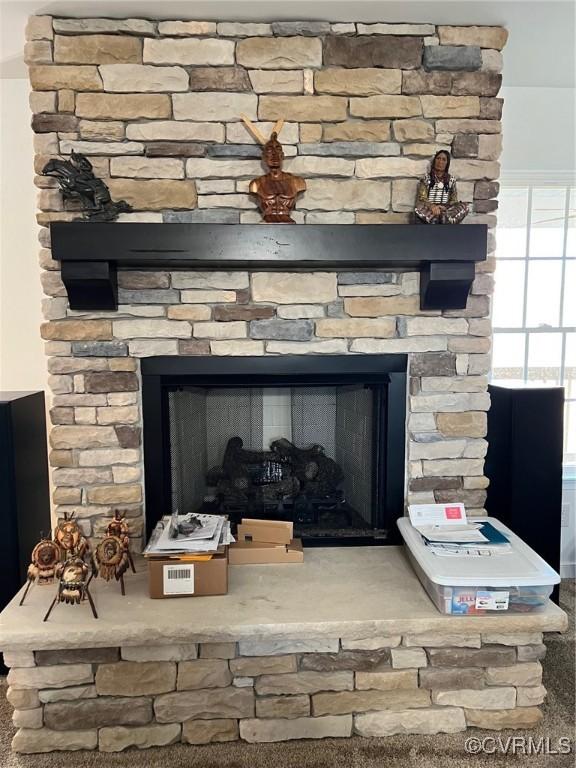 room details featuring a fireplace