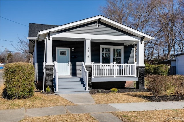 view of front facade featuring a porch