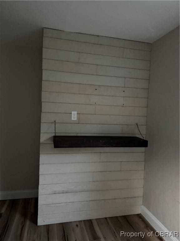 1029 7th St, Petersburg, VA 23803 - detailed view of baseboards and wood finished floors