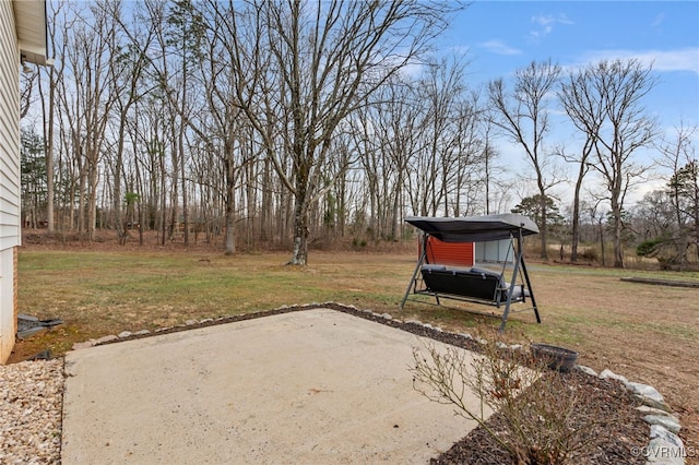 view of yard with a patio