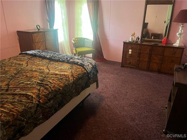 bedroom with carpet