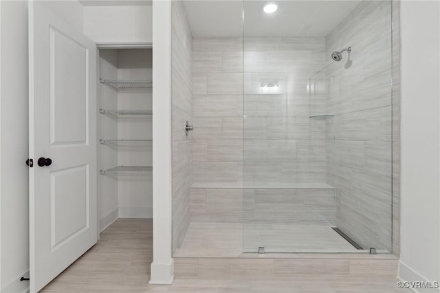 12149 Morning Walk, Henrico, VA 23233 - full bath featuring tiled shower, recessed lighting, and baseboards