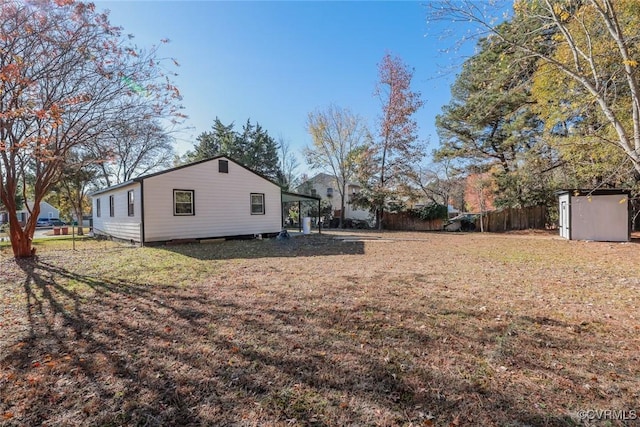 545 Lock Ln, Petersburg, VA 23805 - view of yard with a shed