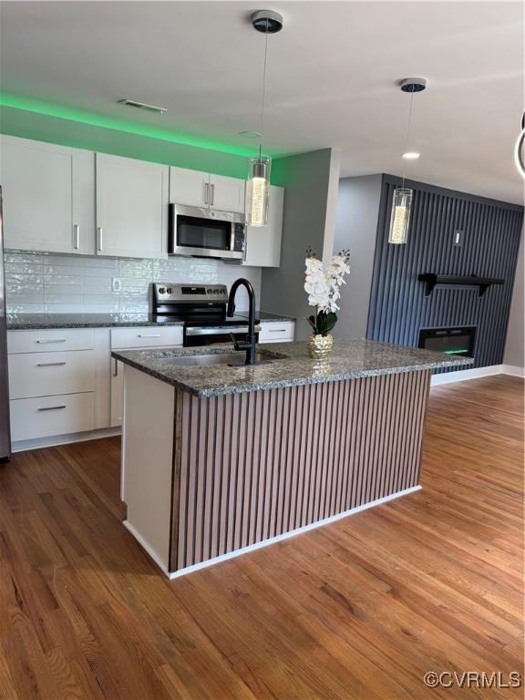 545 Lock Ln, Petersburg, VA 23805