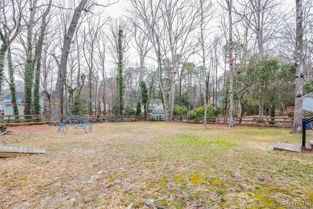 view of yard featuring fence