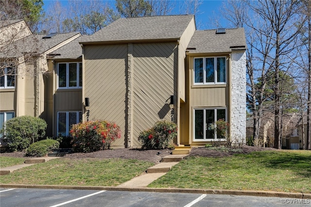 Listing photo 3 for 2711 Main Sail Ct, Henrico VA 23233