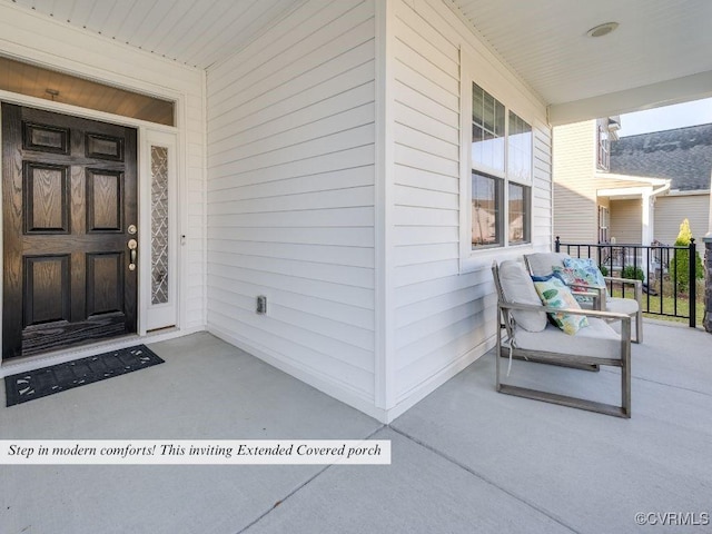 entrance to property with covered porch