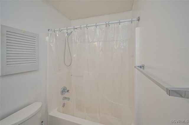 3090 Magnolia Woods Ct, Quinton, VA 23141 - bathroom featuring shower / bathtub combination with curtain and toilet