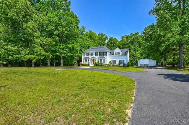 3090 Magnolia Woods Ct, Quinton, VA 23141 - colonial home with a front lawn