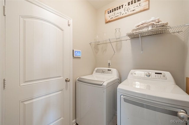 laundry room featuring laundry area and independent washer and dryer