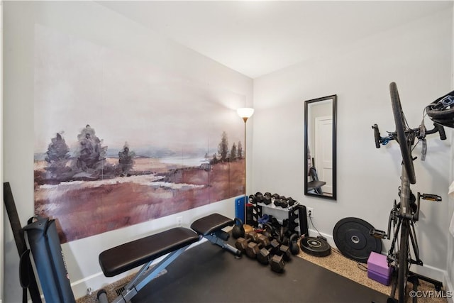 workout area with baseboards